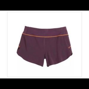 Athleta Run With it Shorts EUC size L